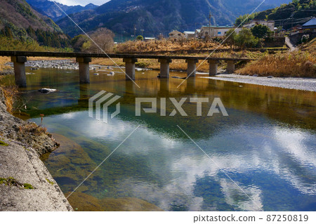 清除當前的rikkigawa和海底橋（德島縣美馬市） 87250819