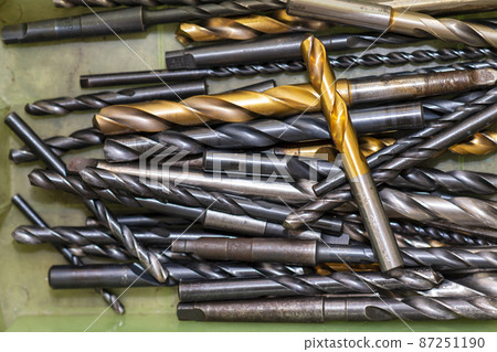 The group of various size of drill tools in the container box. The group of various size of drill tools in the container box. 87251190