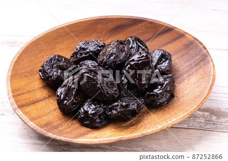 prune prune 87252866