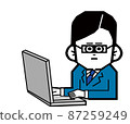 處理個人電腦的辦公室工作人員 87259249