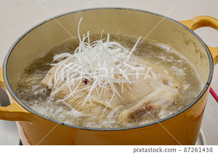 滋補參雞湯 87261438