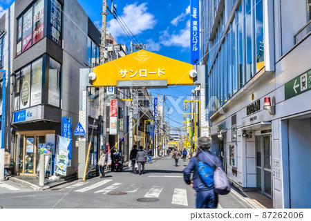 Cityscape of Yokohama City, Kanagawa Prefecture Hiyoshi Station 87262006
