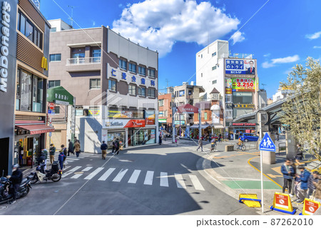 Cityscape of Yokohama City, Kanagawa Prefecture Hiyoshi Station 87262010