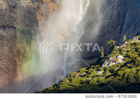 Sunny view of the upper Yosemite Falls of Yosemite National Park 87263880
