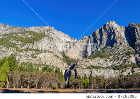 Sunny view of the upper Yosemite Falls of Yosemite National Park 87263896