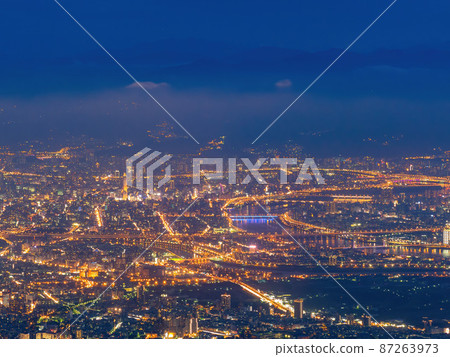 Night aerial view of the Taipei City 87263973
