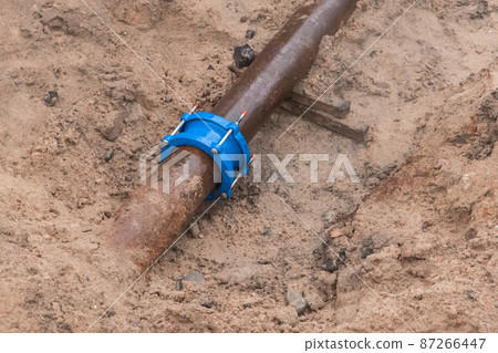 Flange coupling steel water pipe pipeline repair at construction site 87266447