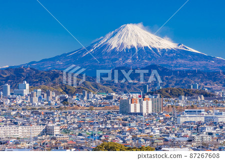 (Shizuoka) Shizuoka cityscape and Mt. Fuji (Shizuoka) Shizuoka cityscape and Mt. Fuji 87267608