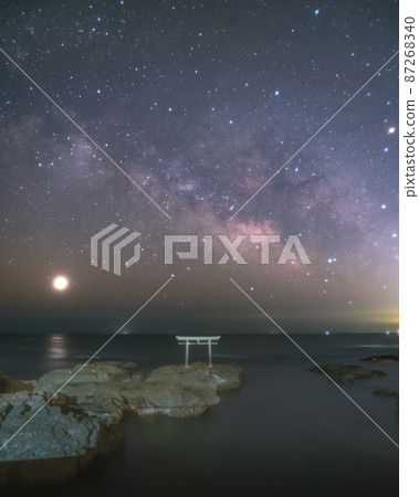 茨城縣常陸那仲市大洗磯崎神社、上磯鳥居的銀河 87268340