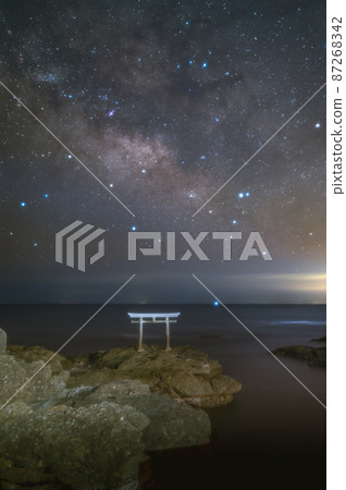 茨城縣常陸那仲市大洗磯崎神社、上磯鳥居的銀河 87268342
