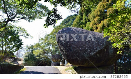 Noda's strange stones, megaliths in Kawahira Rural Park, Noda Town, Izumi City, Kagoshima Prefecture 87268465