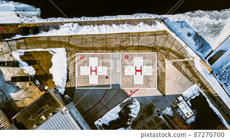Old hospital landing pad with no helicotopers around the area 87270700
