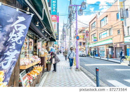 Cityscape of Yokohama City, Kanagawa Prefecture Hiyoshi Station 87273564
