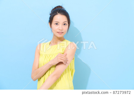 Summer UV care light blue background 87273972