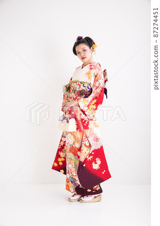 Japanese-haired woman wearing furisode Japan 87274451