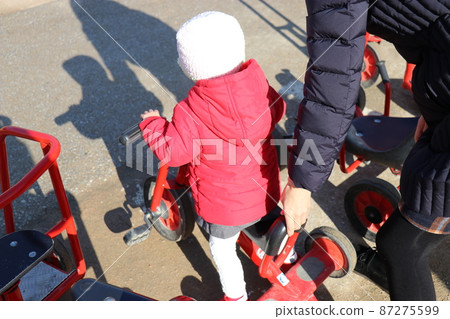 Play with parents and children in Mooovi Shimonoseki Play with parents and children in Mooovi Shimonoseki 87275599
