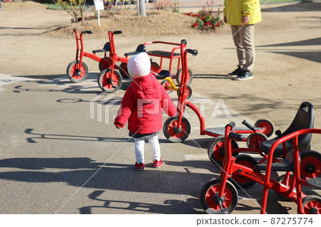 Play with family at Mooovi Shimonoseki Play with family at Mooovi Shimonoseki 87275774