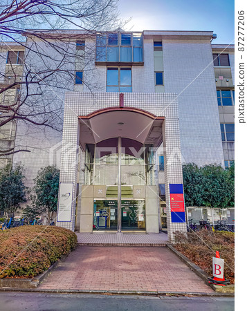 Keio University School of Medicine 87277206