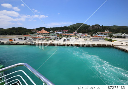 從Iheya III看到的沖繩Iheya Ferry Iheya島 從Iheya III看到的沖繩Iheya Ferry Iheya島 87278483