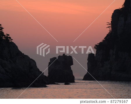 Geoje Island. Haegeum River. Sunrise. Sea Geoje Island. Haegeum River. Sunrise. Sea 87279167