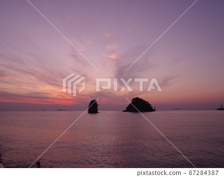 Taean-gun. Anmyeondo. Kkotji Beach. Grandpa Island. Grandma Island. Sunset Taean-gun. Anmyeondo. Kkotji Beach. Grandpa Island. Grandma Island. Sunset 87284387