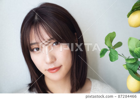 Woman beauty portrait Woman beauty portrait 87284466