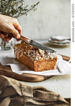 Banana Cake with Oat and Chia topping 87285055