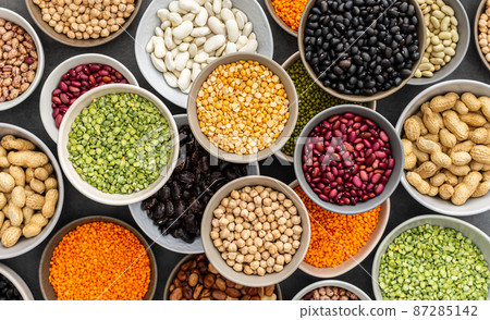 Different types of legumes in bowls Different types of legumes in bowls 87285142