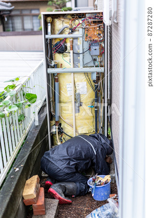 Home remodeling outdoor unit dismantling 87287280