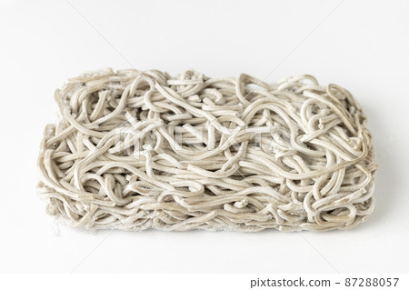 Frozen soba noodles for one serving 87288057