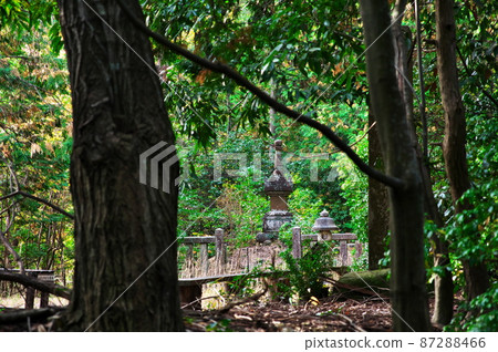 Tomb of Lord Kitabatake: Maibara City, Shiga Prefecture 87288466