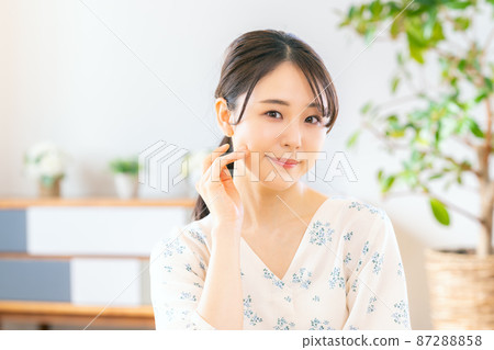 年輕女性的美麗 年輕女性的美麗 87288858