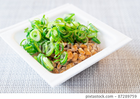 Natto with green onions Natto with green onions 87289759