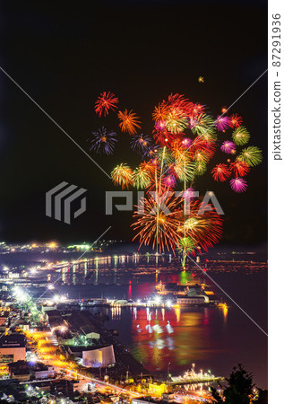 Tsuruga Toro Nagashi and Large Fireworks Festival 87291936