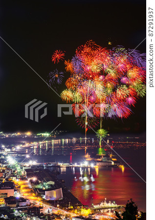 Tsuruga Toro Nagashi和大型煙花大會 87291937