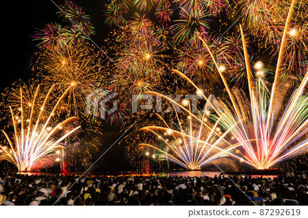 Tsuruga Toro Nagashi and Large Fireworks Festival from Matsubara Beach Tsuruga Toro Nagashi and Large Fireworks Festival from Matsubara Beach 87292619