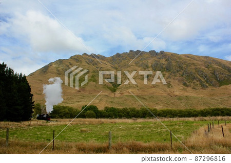New Zealand steam locomotive Kingston Flyer 87296816