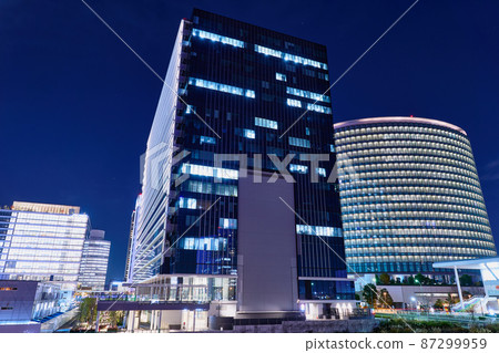 City night view Yokohama Minatomirai office district City night view Yokohama Minatomirai office district 87299959
