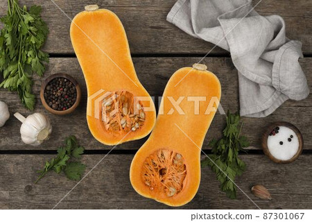 flat lay halved pumpkin composition flat lay halved pumpkin composition 87301067