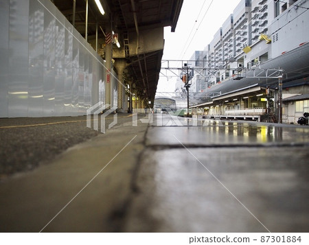 Railway station equipment, low angle, JR West, station scenery, railway fans, Kyoto station, travel, interesting railway photos Railway station equipment, low angle, JR West, station scenery, railway fans, Kyoto station, travel, interesting railway photos 87301884