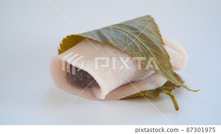Sakuramochi in the Kanto region | Spring snacks / images Sakuramochi in the Kanto region | Spring snacks / images 87301975