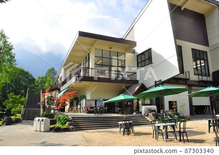 Shin-Hotaka Ropeway Shirakaba Flat Station and rest space Shin-Hotaka Ropeway Shirakaba Flat Station and rest space 87303340