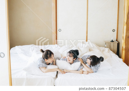 女性旅行/在蒲團上放鬆(諮詢) 女性旅行/在蒲團上放鬆(諮詢) 87304507