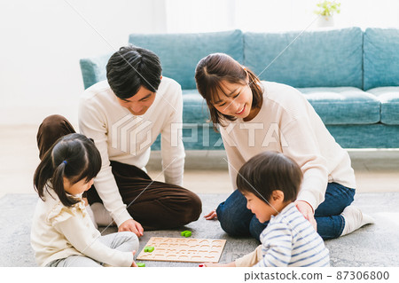 育兒家庭 87306800