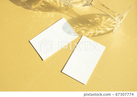 Crystal glass and business card mock-up 87307774
