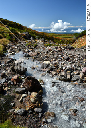 Clouds Approach 87308849