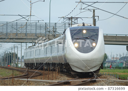 北陸本線加賀-笠間-三河JR西681系列T01+T12編隊(金澤)雷鳥 北陸本線加賀-笠間-三河JR西681系列T01+T12編隊(金澤)雷鳥 87316699