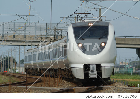 北陸本線加賀-笠間-三河JR西683系列T24+T34編隊(金澤)雷鳥 北陸本線加賀-笠間-三河JR西683系列T24+T34編隊(金澤)雷鳥 87316700