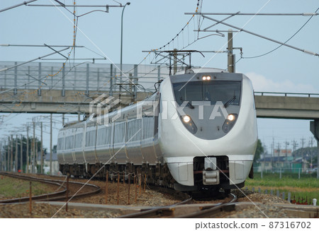 Hokuriku Main Line Kaga-Kasama-Mikawa JR West 683 series T26 + T33 formation (Kanazawa) Thunderbird Hokuriku Main Line Kaga-Kasama-Mikawa JR West 683 series T26 + T33 formation (Kanazawa) Thunderbird 87316702