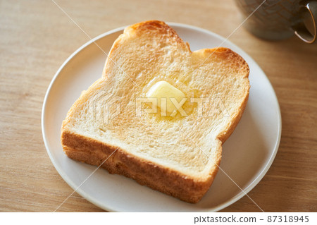  Butter toast 87318945